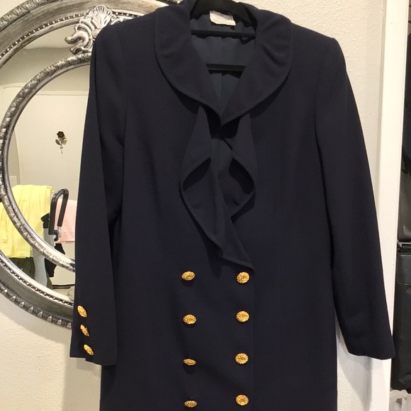 Authentic Valentino boutique 8 Button Navy Double Breasted Blazer - Picture 2 of 12